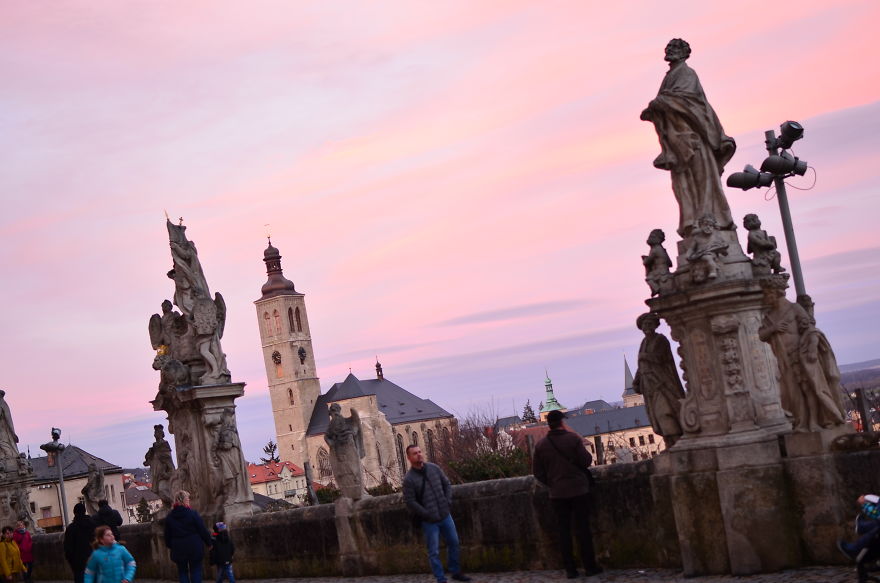 No Photoshop, No Filter Mediocre Travel Pictures