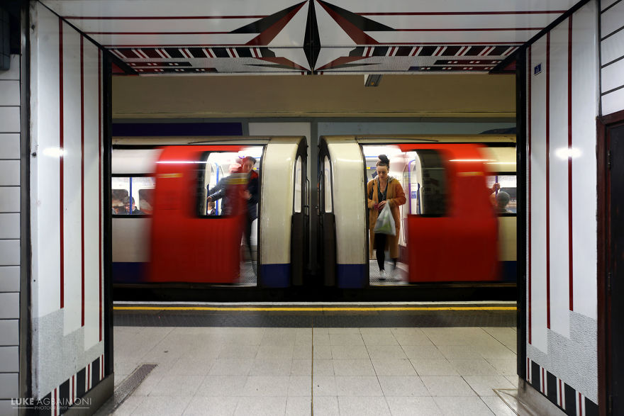 Photographer Captures Awesome Shots Of Symmetry On The London Underground