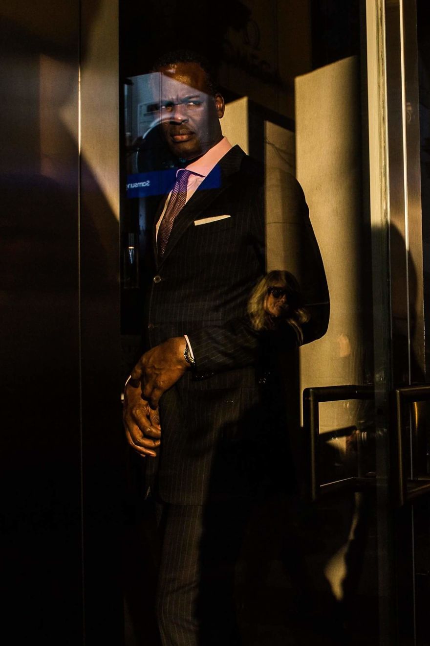 Photographer Captures The Gritty Spirt Of Milano In Candid Photos