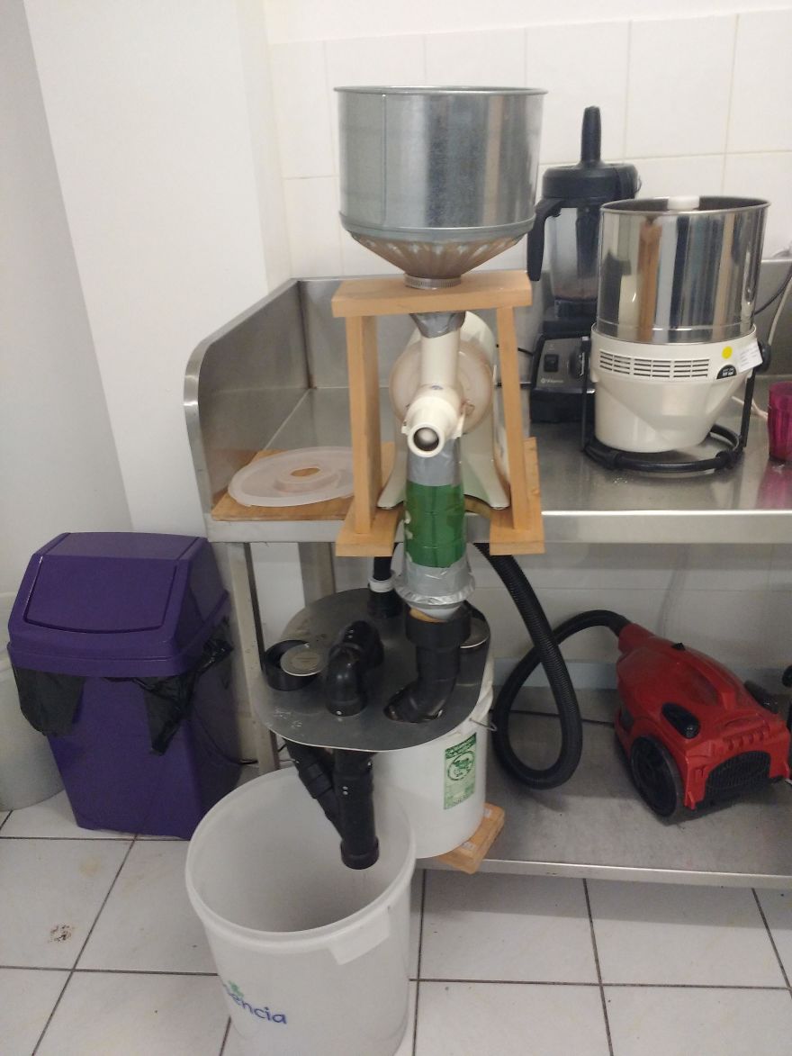 I'm A Chocolate Maker, And Here's How The Chocolate is Made From Bean To Bar I'm A Chocolate Maker, And Here's How The Chocolate is Made From Bean To Bar