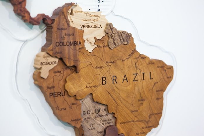 I Create Unique Wooden Maps