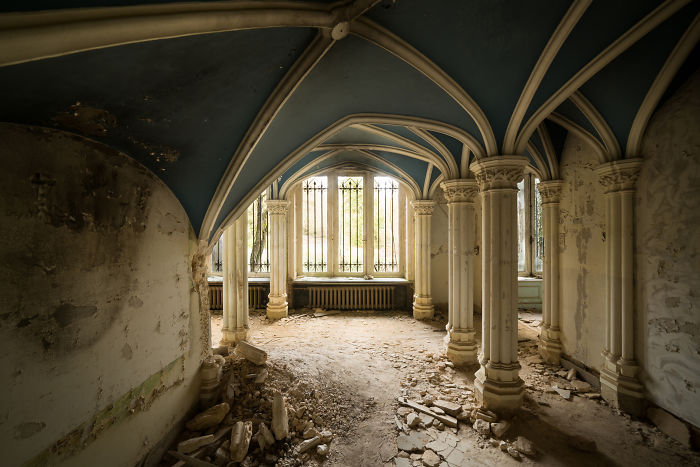 Miranda Castle: The Most Beautiful Abandoned Place In The World
