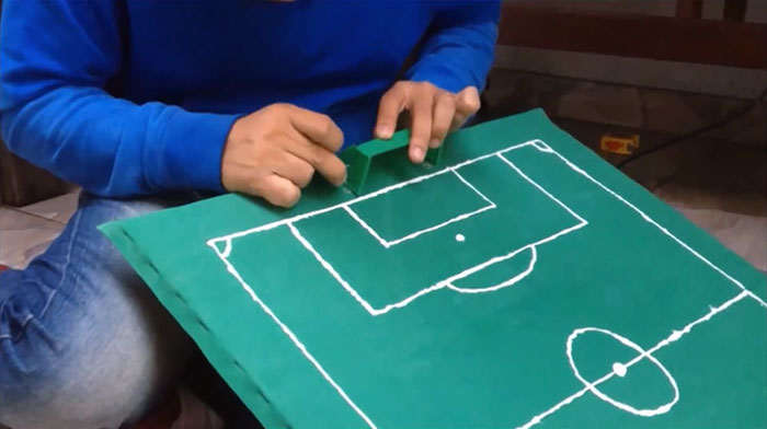 Guys Help Blind And Deaf Friend 'Watch' Word Cup And It Melts Everyones' Hearts Guys Help Blind And Deaf Friend 'Watch' Word Cup And It Melts Everyones' Hearts