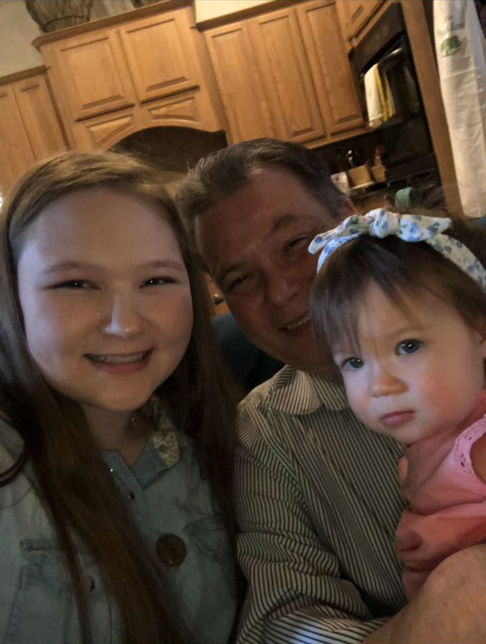 Jobless Handicapped Dad Surprises His Daughter With A Small But Selfless Gift And Now The Internet Can't Stop Crying Jobless Handicapped Dad Surprises His Daughter With A Small But Selfless Gift And Now The Internet Can't Stop Crying