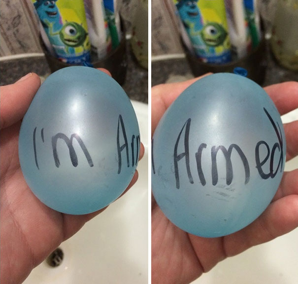 Went To The Bathroom During A Family Gathering And Found A Message My 9-Year-Old Niece Left For Her Older Cousin Who Picks On Her Often