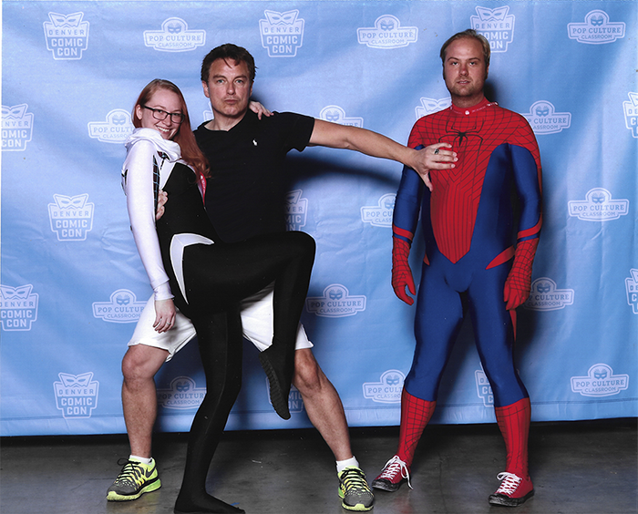 jason-momoa-fan-pic-wife-trolls-husband-2 jason-momoa-fan-pic-wife-trolls-husband-2