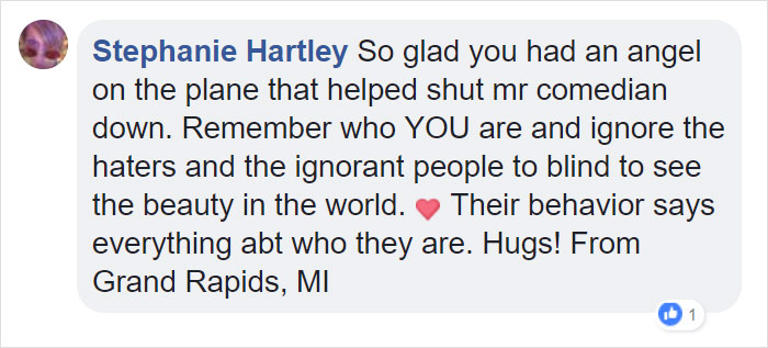 Woman Notices Man Next To Her Is Texting Someone That He's Sitting Next To 'Smelly Fatty', And It Escalates Quickly Woman Notices Man Next To Her Is Texting Someone That He's Sitting Next To 'Smelly Fatty', And It Escalates Quickly