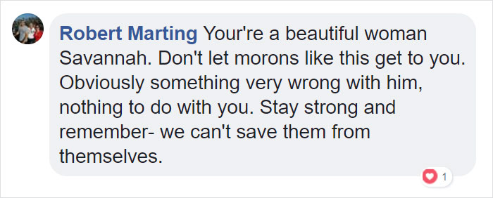 Woman Notices Man Next To Her Is Texting Someone That He's Sitting Next To 'Smelly Fatty', And It Escalates Quickly Woman Notices Man Next To Her Is Texting Someone That He's Sitting Next To 'Smelly Fatty', And It Escalates Quickly