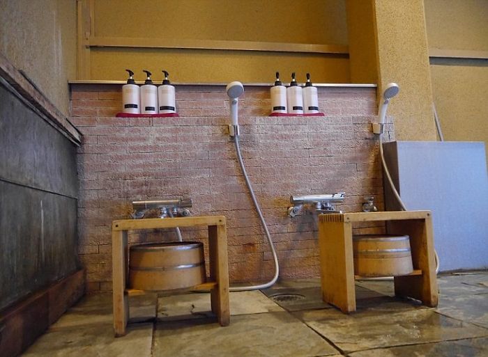 This Is The World&rsquo;s Oldest Hotel, And Here&rsquo;s How It Looks Inside