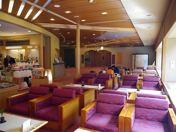 This Is The World&rsquo;s Oldest Hotel, And Here&rsquo;s How It Looks Inside