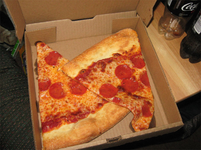 Top Pizza Chain Employee Thinks His Job Is Sh*t, Reveals 10 Secrets Pizza Companies Don't Tell You Top Pizza Chain Employee Thinks His Job Is Sh*t, Reveals 10 Secrets Pizza Companies Don't Tell You