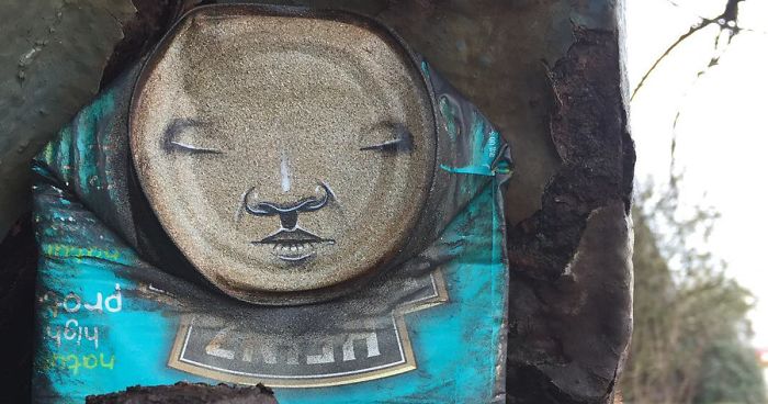 Artist Leaves His Paintings For People To Find After Getting Rejected By Art Galleries