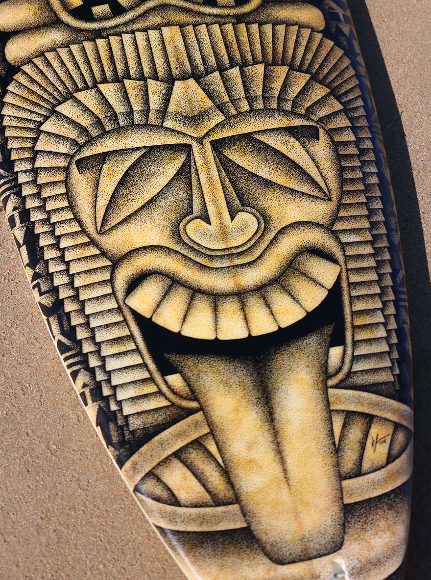I Re-Purpose Old Surfboards Into Artwork With Detailed Stippling Illustrations Of Surf And Beach-Inspired Themes I Re-Purpose Old Surfboards Into Artwork With Detailed Stippling Illustrations Of Surf And Beach-Inspired Themes
