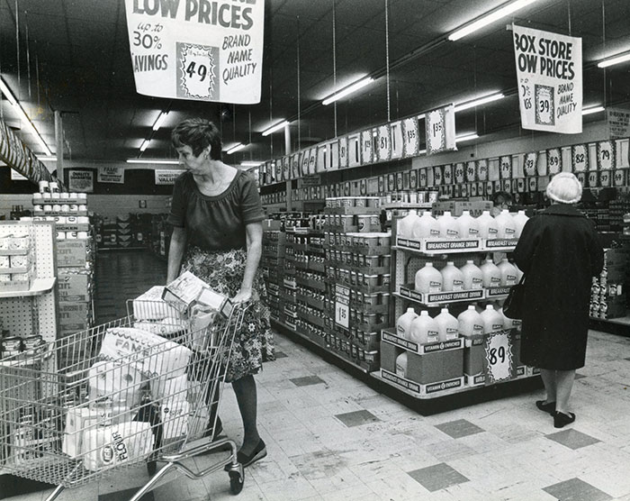 U-Pak Kmart No Frills Supermarket Pontiac, Michigan, 1979