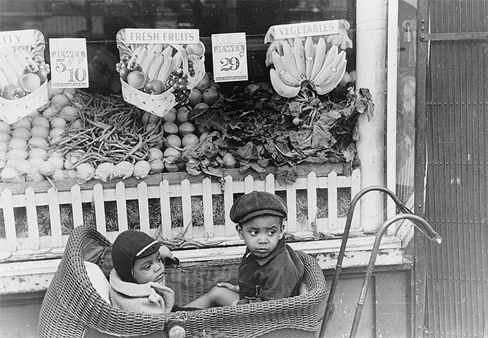 Children In Front Of Grocery Store, Chicago, Illinois, 1941