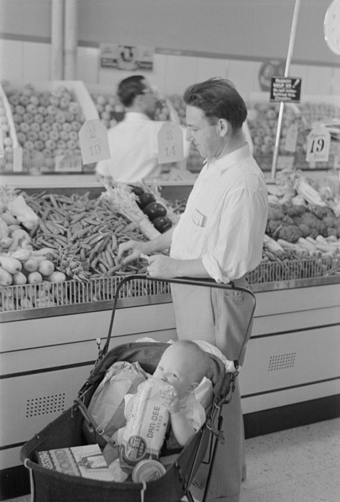 Shopping In Coop Store, Greenbelt, Maryland, 1938