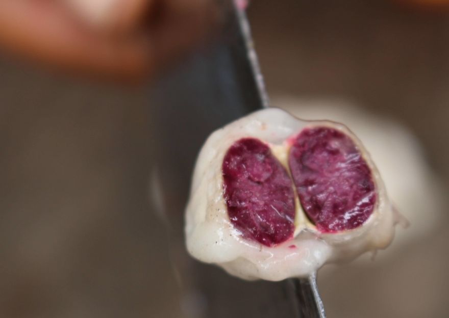 I'm A Chocolate Maker, And Here's How The Chocolate is Made From Bean To Bar I'm A Chocolate Maker, And Here's How The Chocolate is Made From Bean To Bar