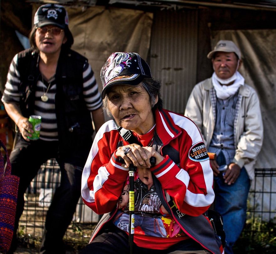I've Spent 3 Incredible Days As A King In A Japanese Slum In Osaka And Photographed It