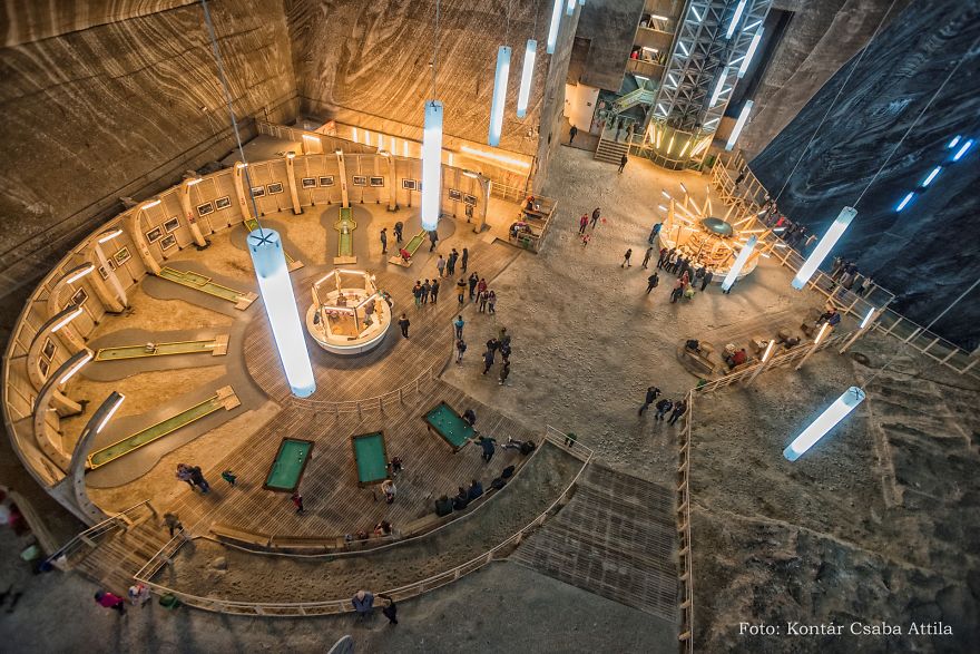 I Photographed Ferris Wheel Underground I Photographed Ferris Wheel Underground