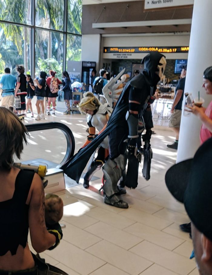 Mercy Rescuing Reaper, Overwatch