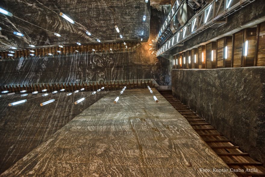 I Photographed Ferris Wheel Underground I Photographed Ferris Wheel Underground