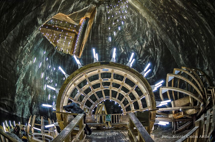 I Photographed Ferris Wheel Underground I Photographed Ferris Wheel Underground