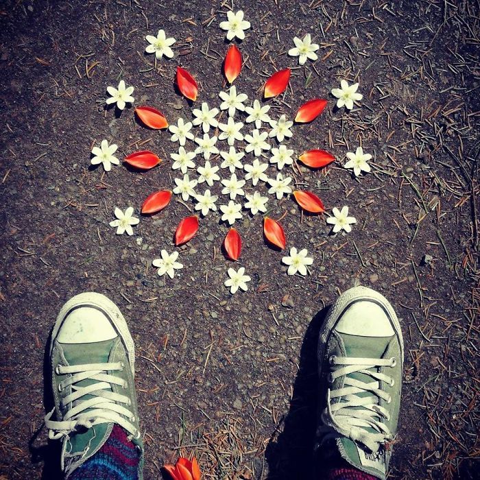 I Create Mandalas Out Of Nature Materials As A Way Of Meditation