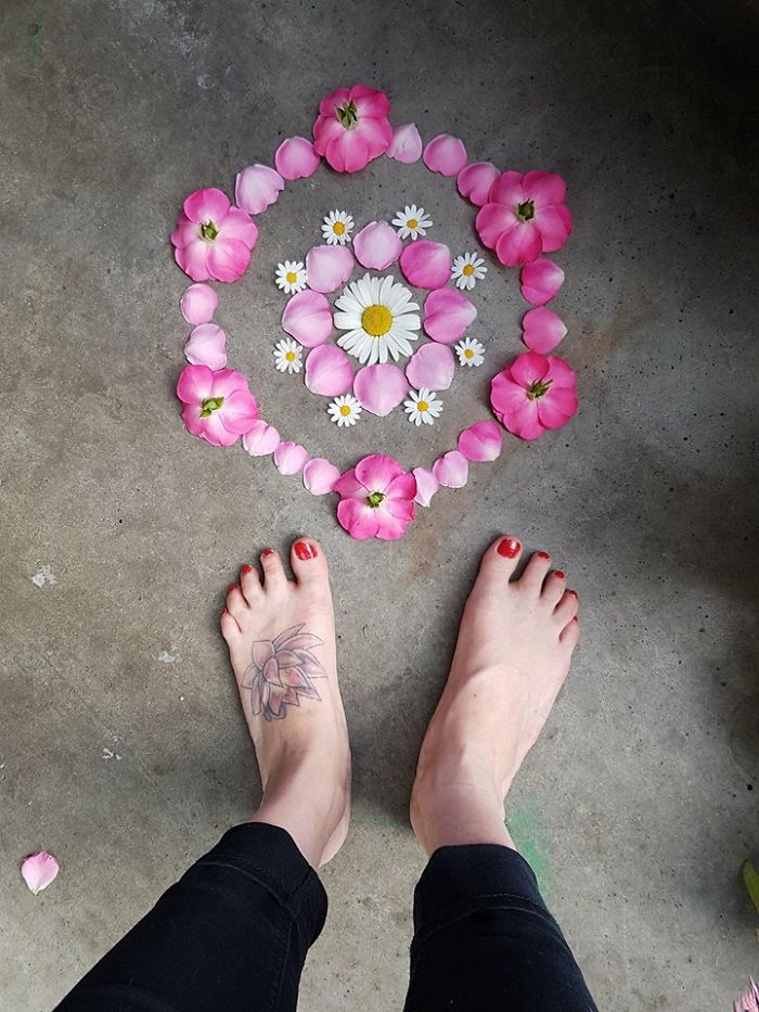 I Create Mandalas Out Of Nature Materials As A Way Of Meditation