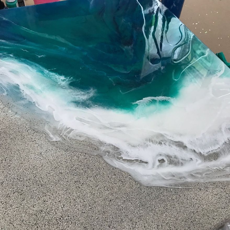 I Am An Abstract Resin Artist From Florida Who Specializes In Wave And Beach Paintings