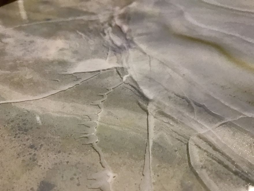 I Am An Abstract Resin Artist From Florida Who Specializes In Wave And Beach Paintings