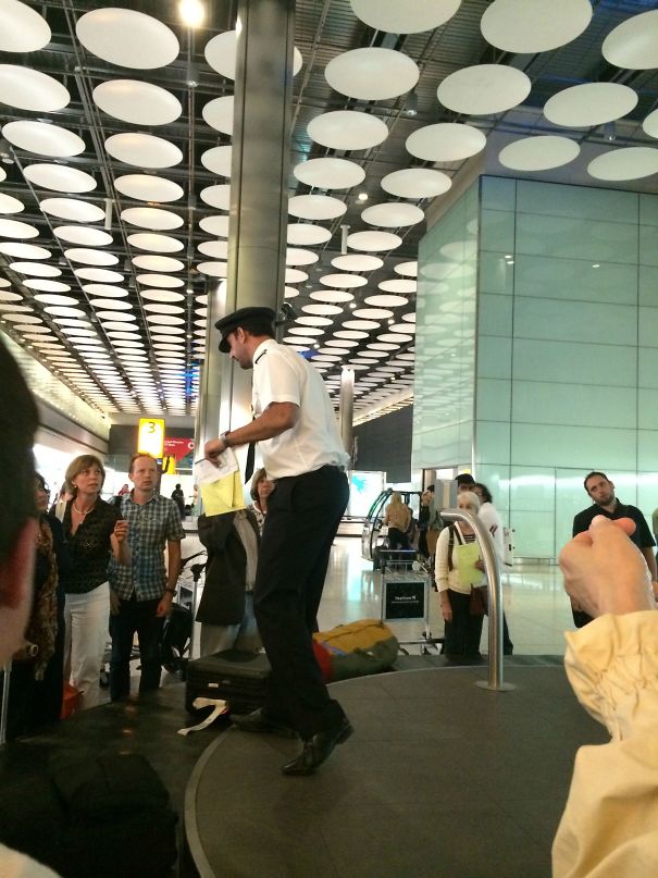 This Man Is An Everyday Hero, After Waiting For Our Bags At Heathrow Terminal 5 For 4 Hours The Only Person Who Was Still There Was A Pilot, Who Helped Over 300 People Get There Bags Back