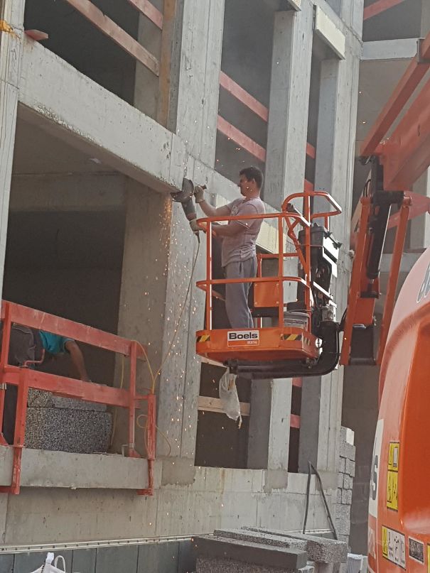 Anatomic Eye Protection