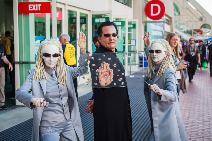 Neo And The Twins, The Matrix