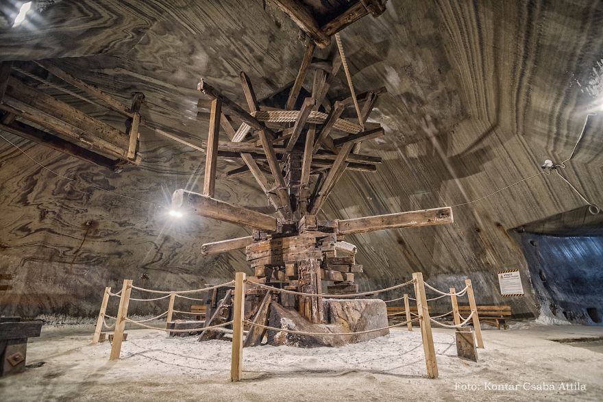 I Photographed Ferris Wheel Underground I Photographed Ferris Wheel Underground