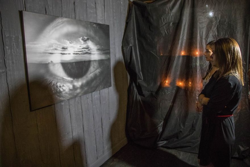 The First Ever Exhibition Under Hypnosis Opened In Belarus The First Ever Exhibition Under Hypnosis Opened In Belarus