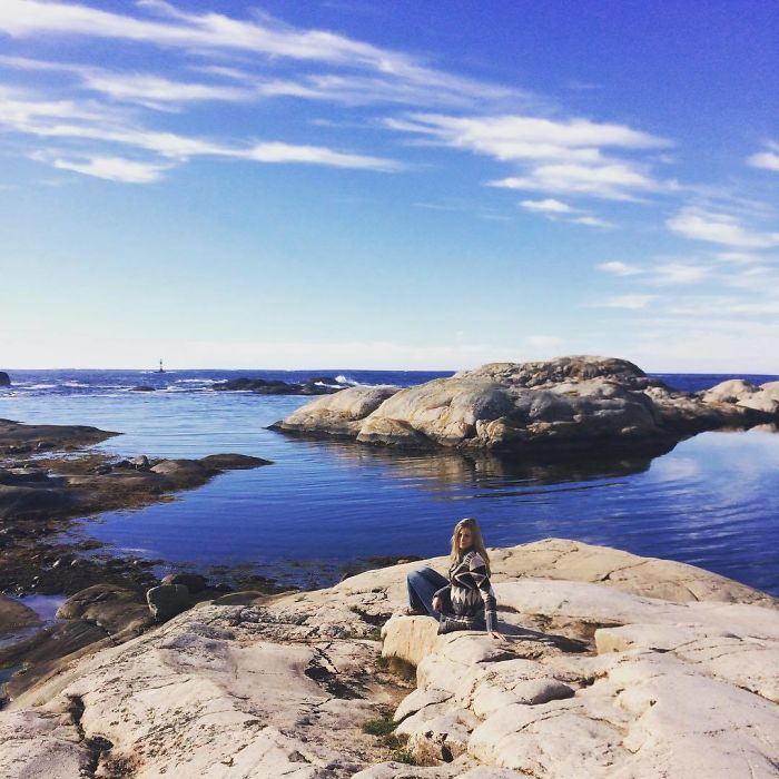 After Quitting Her Boring Job To Become A Pilot, This Woman Is Taking Over Instagram With Her Selfies After Quitting Her Boring Job To Become A Pilot, This Woman Is Taking Over Instagram With Her Selfies