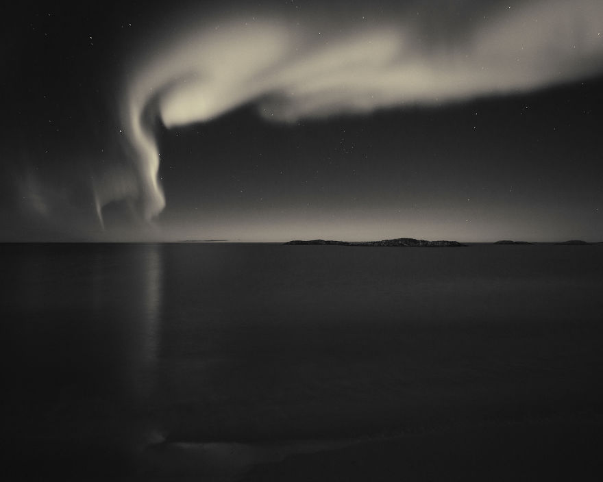 Monochromatic Aurora Borealis