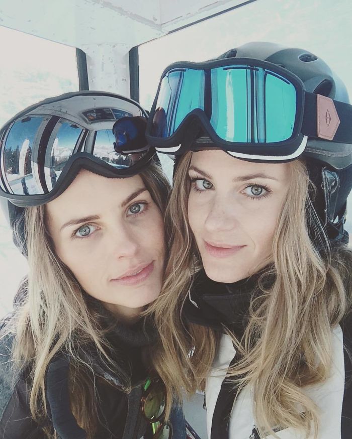 After Quitting Her Boring Job To Become A Pilot, This Woman Is Taking Over Instagram With Her Selfies After Quitting Her Boring Job To Become A Pilot, This Woman Is Taking Over Instagram With Her Selfies