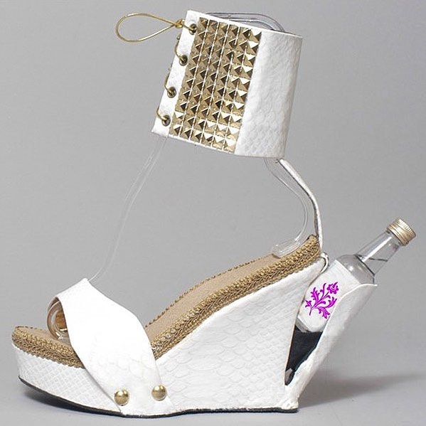 Strange-Shoes-Instagram-Crimesagainstshoemanity