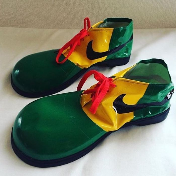 Strange-Shoes-Instagram-Crimesagainstshoemanity