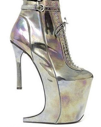 Strange-Shoes-Instagram-Crimesagainstshoemanity