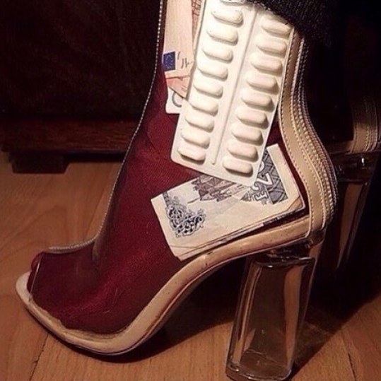 Strange-Shoes-Instagram-Crimesagainstshoemanity