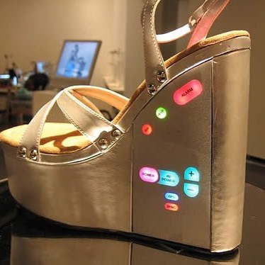 Strange-Shoes-Instagram-Crimesagainstshoemanity