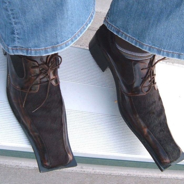 Strange-Shoes-Instagram-Crimesagainstshoemanity