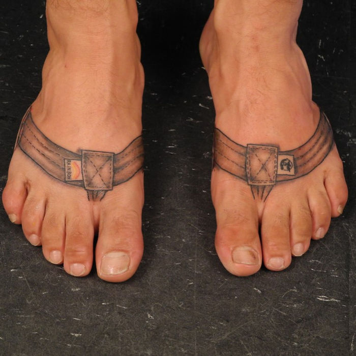 Strange-Shoes-Instagram-Crimesagainstshoemanity