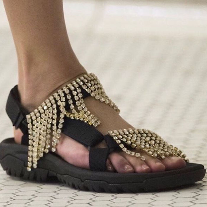 Strange-Shoes-Instagram-Crimesagainstshoemanity