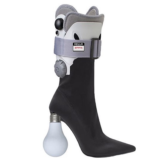 Strange-Shoes-Instagram-Crimesagainstshoemanity