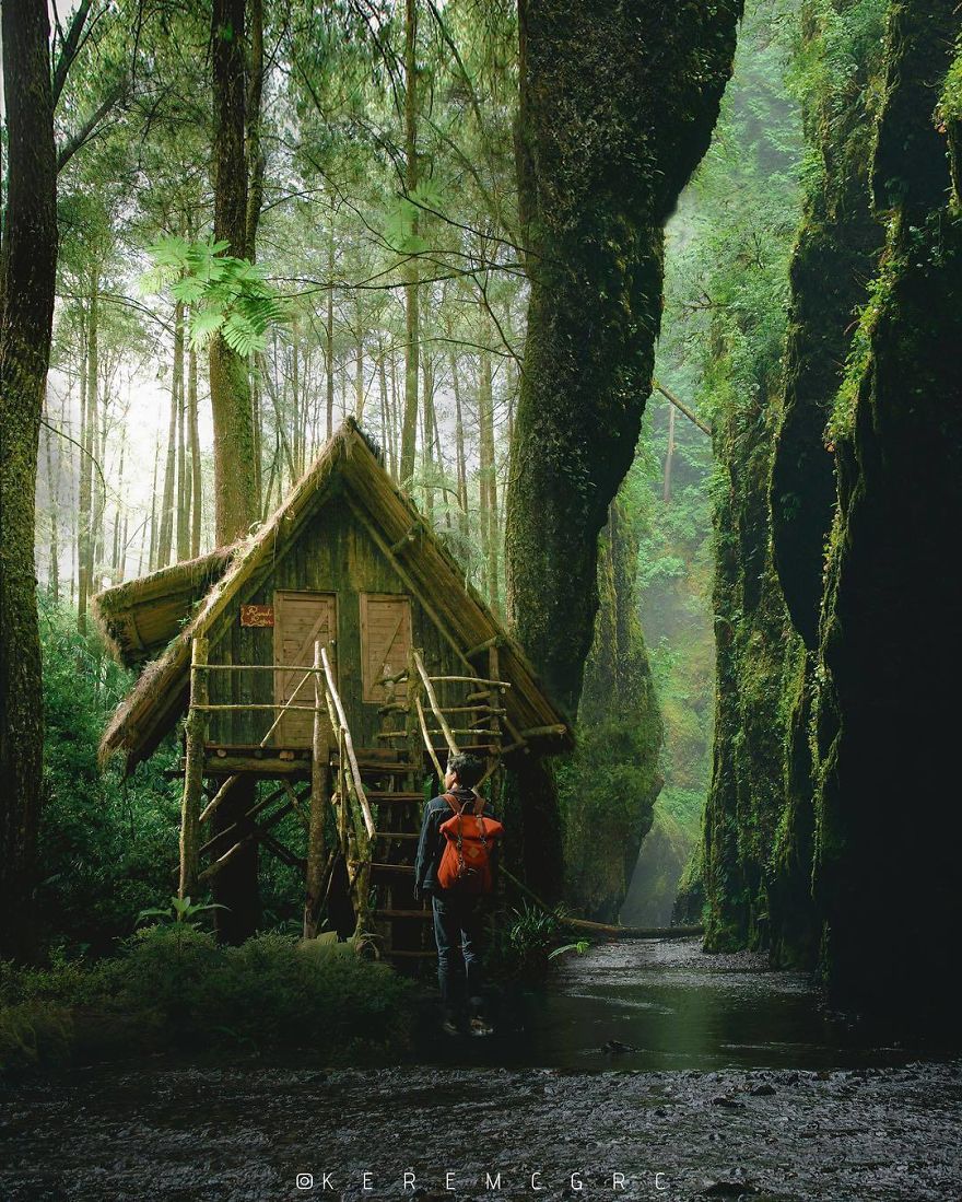 I Create Surreal Photos With Photoshop