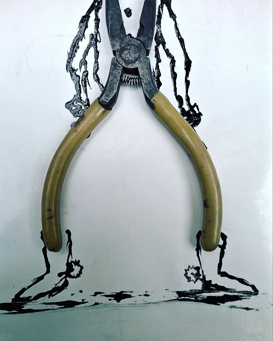 Lazy Art: I Look For Objects Lying Around To Complete My Illustrations