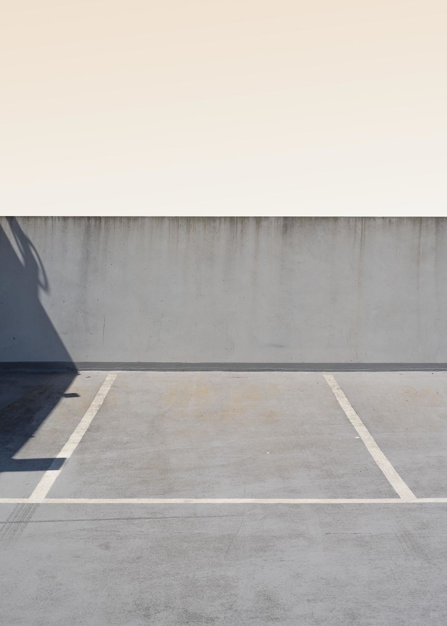 Spatial Visions - An Exploration Of Human Loneliness With A Visual Atmosphere